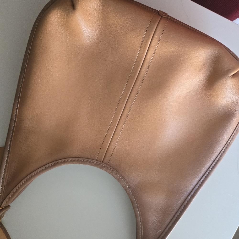 Coach ERGO Leather Bag - Picture 16 of 16